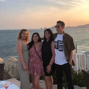 Meet your Posher, Kim